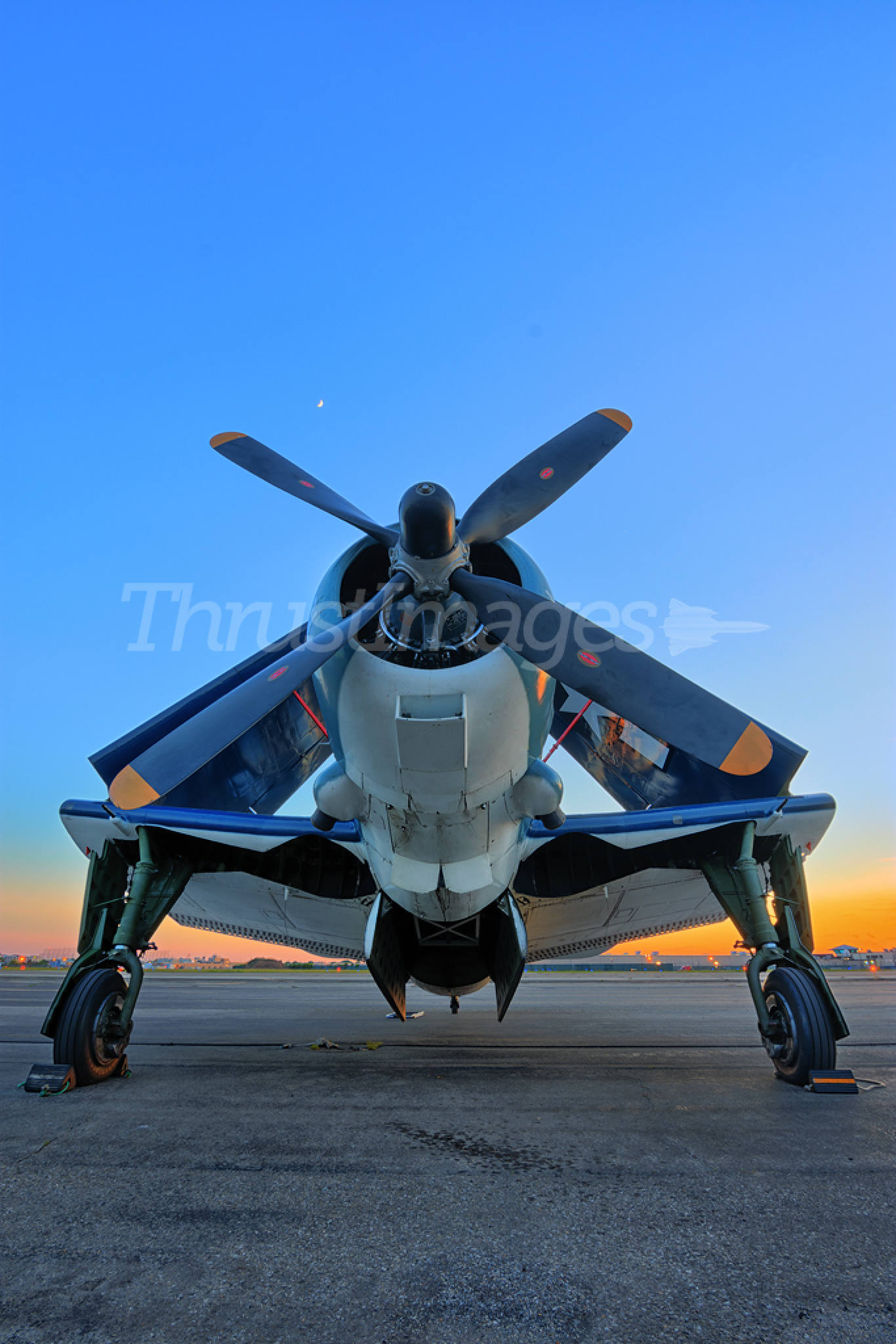 Curtiss SB2C Helldiver